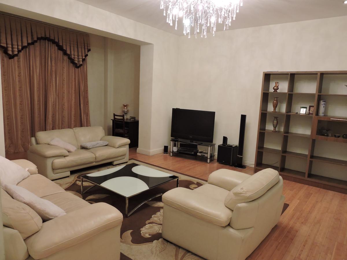 Apartamento 1 Shota Rustaveli Avenue Tiflis Exterior foto