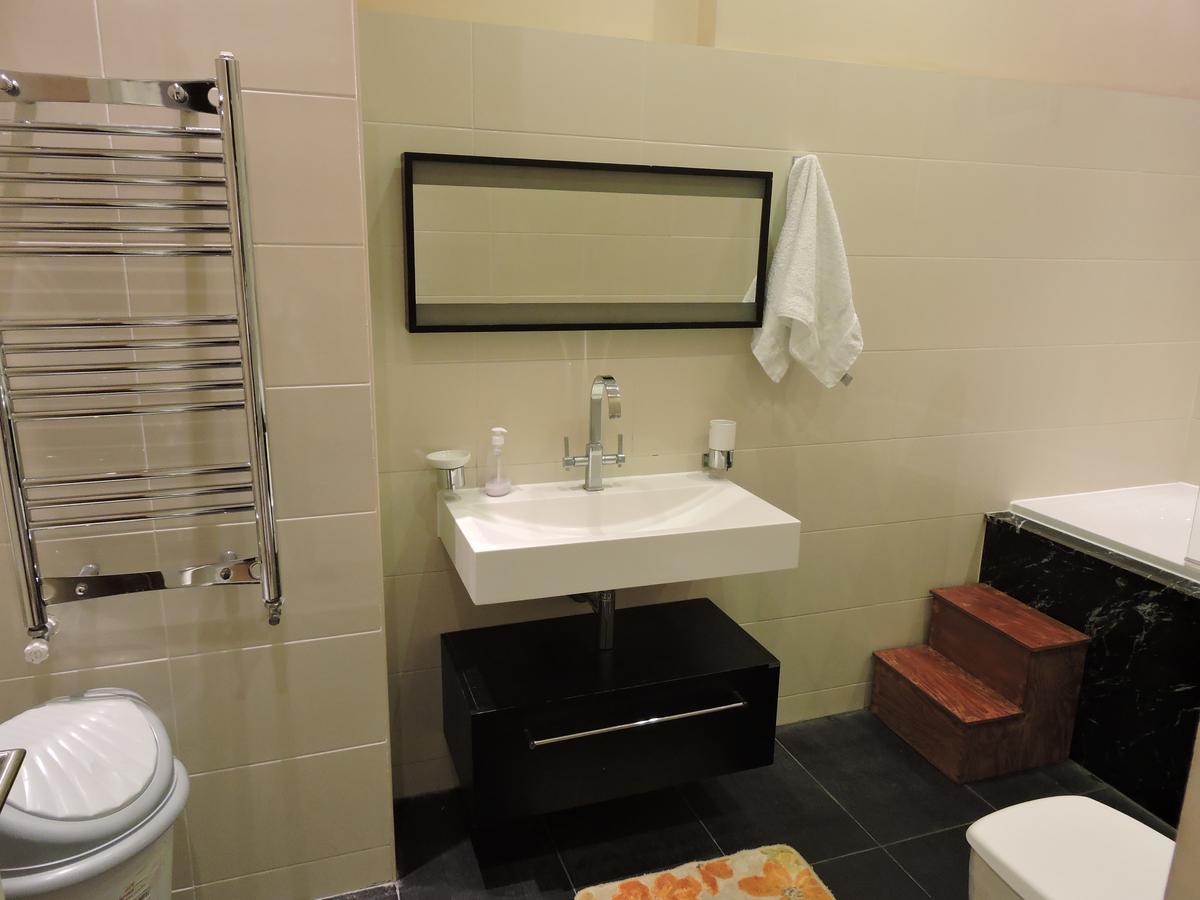 Apartamento 1 Shota Rustaveli Avenue Tiflis Exterior foto